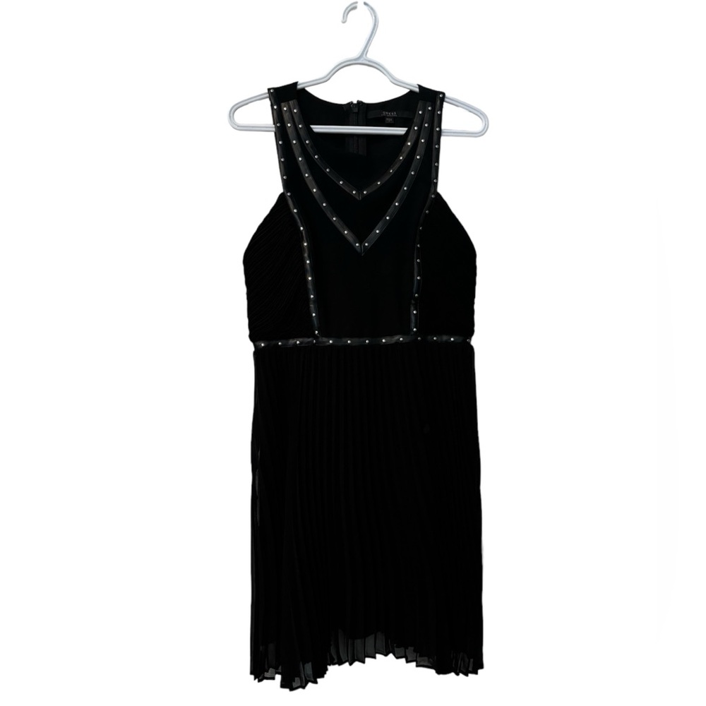 Guess black dress studs size 8